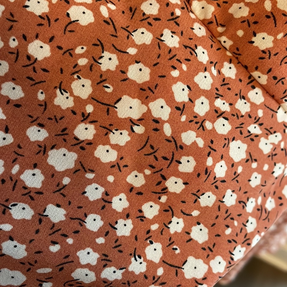 NWOT Women’s romper - Picture 7 of 7
